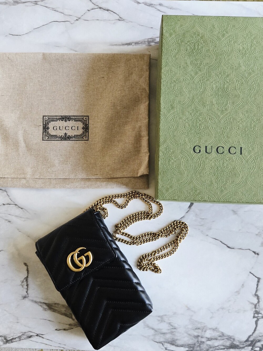 Gucci GG Marmoth Black Chevron Leather Phone Pouch Crossbody 672251